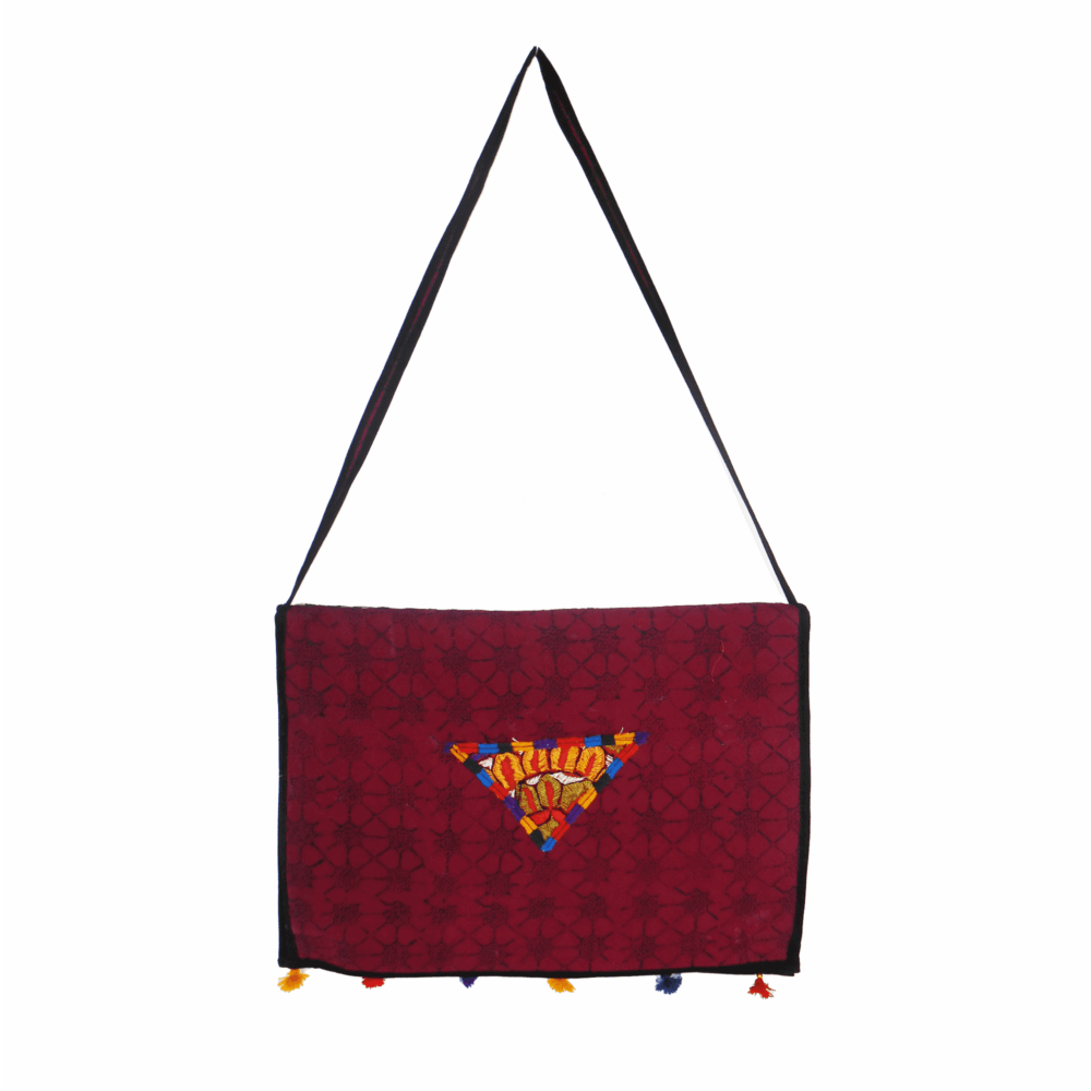 Handcrafted Ethnic Banjara Laptop Bag - Beechikki - Image 9